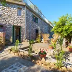 Vila Casa William